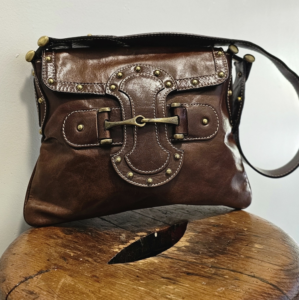 Nardelli brown Italian leather shoulder bag.